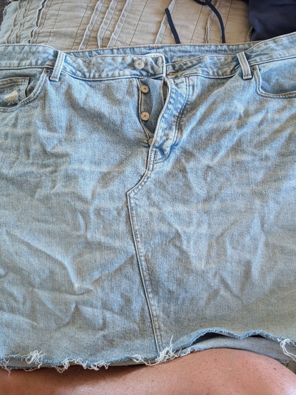 Old Navy Denim Skirt – Size 22 – Great Condition